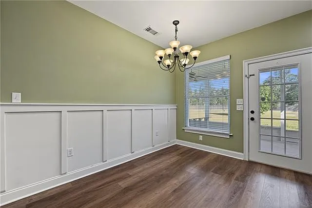 2 bed, 2.0 bath, 1340 sqft, $2,400 — Photo 4