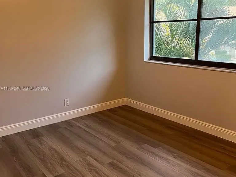 9787 Riverside Dr #62-4 — Photo 9