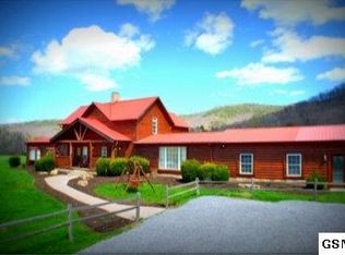 2871 Clabo Rd, Sevierville, TN 37862