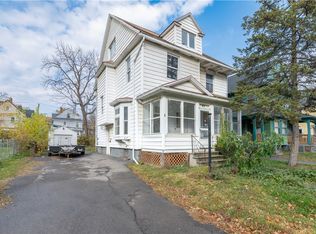 47 Quincy St, Rochester, NY 14609