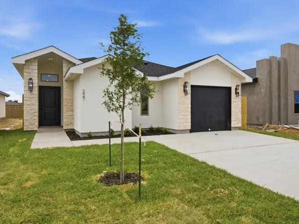 227 Lusitano Dr, Laredo, TX 78046