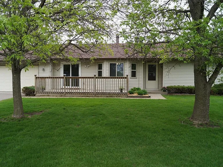 14931 Echo Way — Photo 2