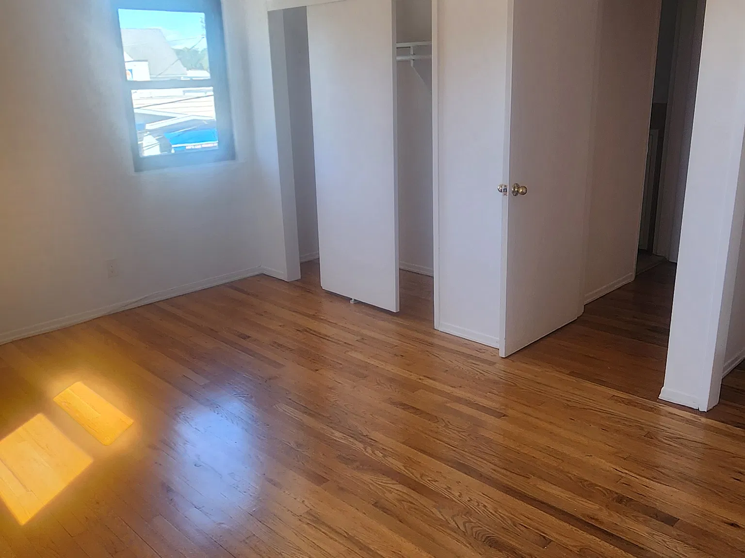 1 bed, 700 sqft, $2,400 — Photo 4