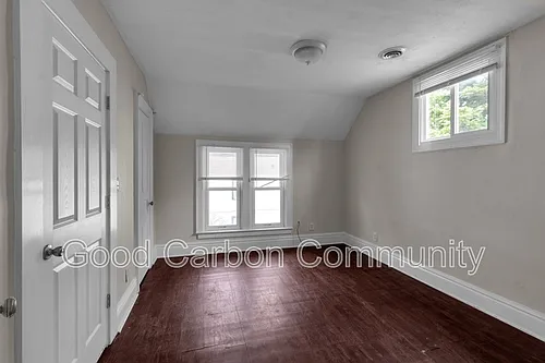 331 Schenck St #2 Photo 1 331 Schenck St #2 Photo 1