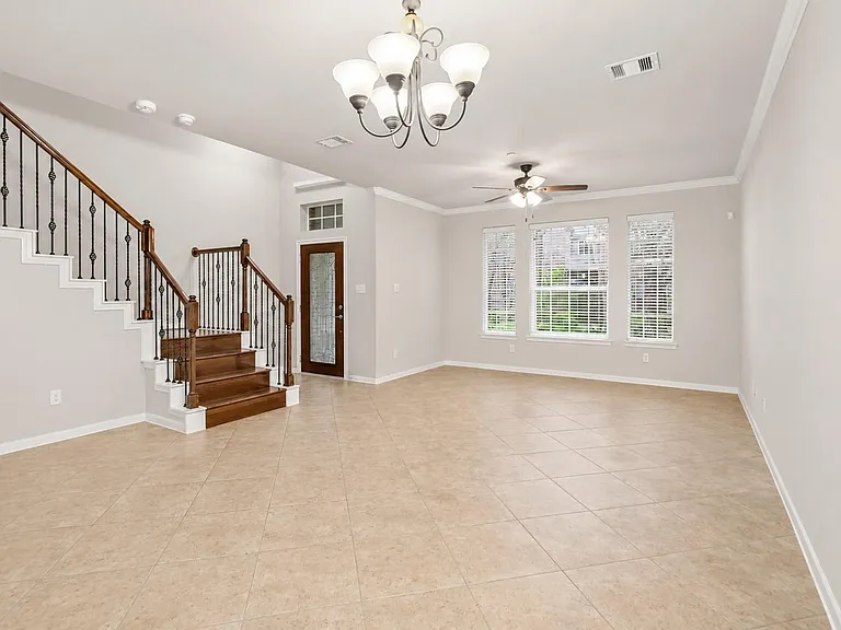 7 Umbria Ln — Photo 7