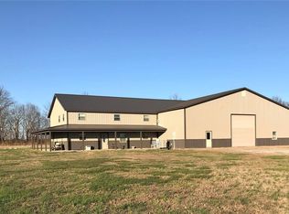 1033 15th Ave, Greenville, IL 62246