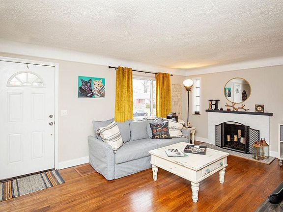 2nd image of 3945 N Fordham Pl
