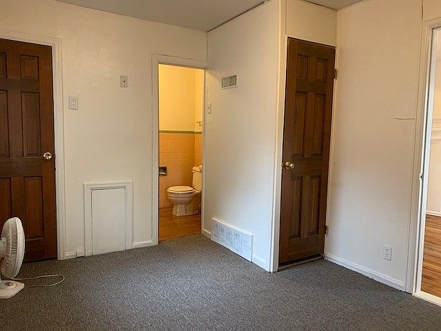 2nd image of 1322 W 17th St APT 3