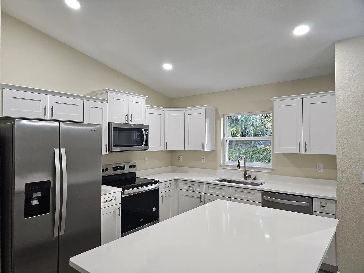 11661 North Kenlake Circle - 1 — Photo 2