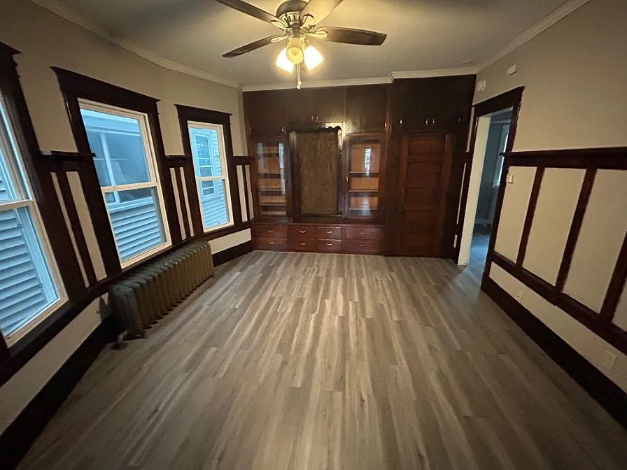 4 bed, 1.5 bath, 1549 sqft, $1,895 — Photo 3