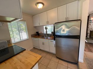 1127 West St #3, Sacramento, CA 95818