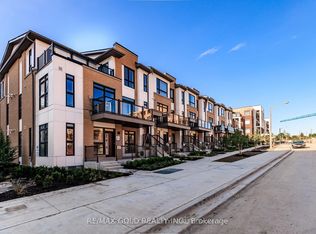 140 Canon Jackson Dr #210, Toronto, ON M6M 2G1