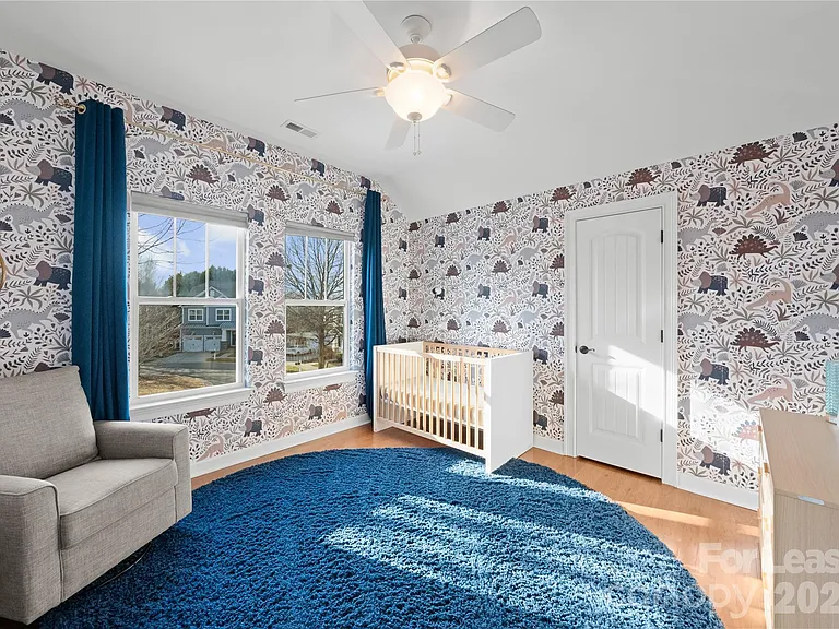 18047 Northport Dr — Photo 14