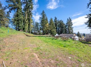 2326 W Castleman Street, Longview, WA 98632