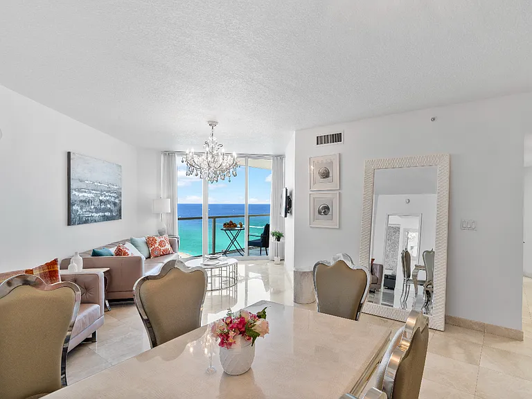 Dining Area with breathtaking ocean scenery