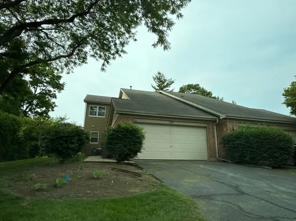 521 Shagbark Dr, Elgin, IL 60123