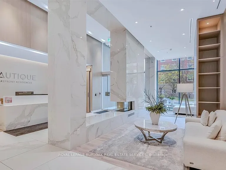 370 Martha St #311 — Photo 1