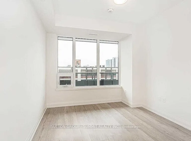 212 King William St #721 — Photo 9