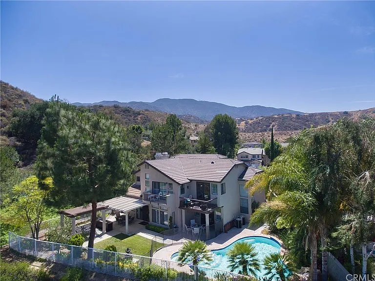 3061 Diamond View Cir — Photo 1