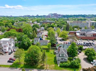 26 Powsland St, Portland, ME 04102