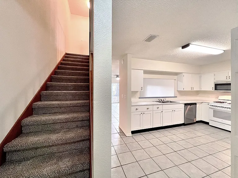 2312 Isle Royale Ct SE — Photo 3