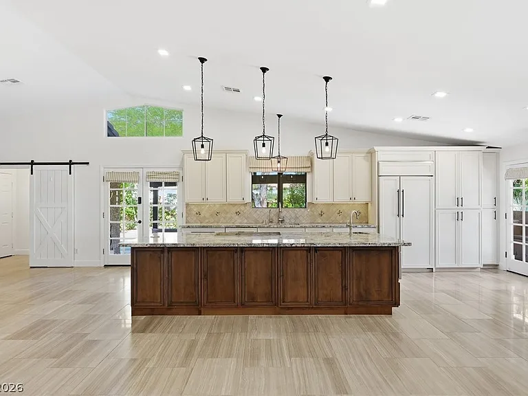 1410 S Monte Cristo Way — Photo 11