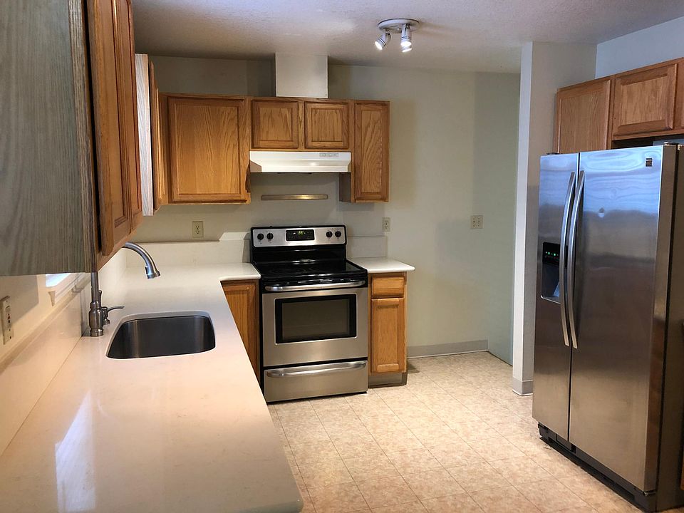2nd image of 2309 NE Rodney Ave