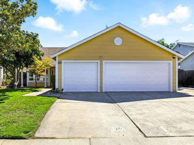 9295 Gem Crest Way, Elk Grove, CA, 95624