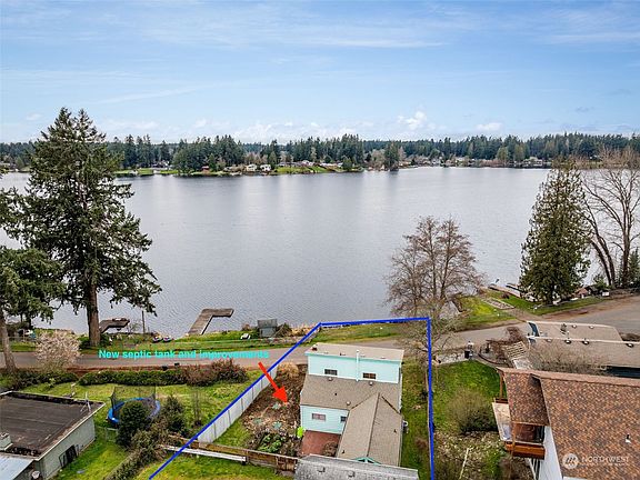 2nd image of 16111 Lakeside Drive S