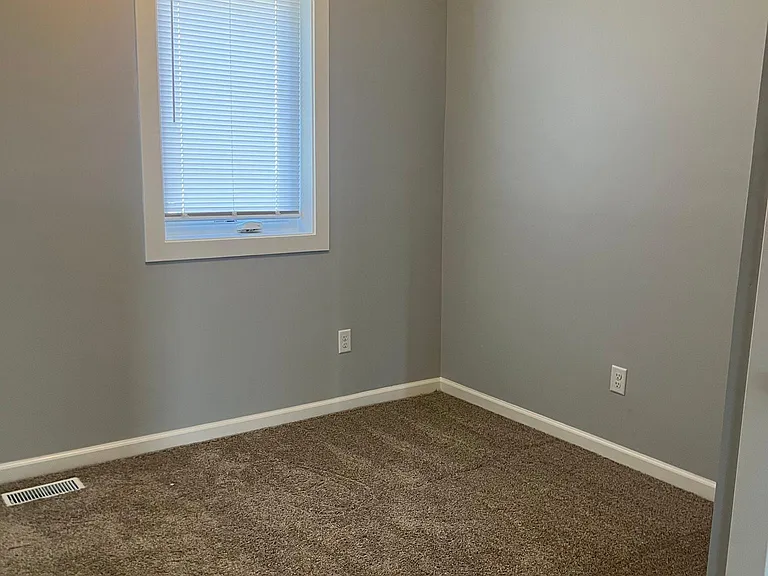613 Pershing Ave #1 — Photo 19