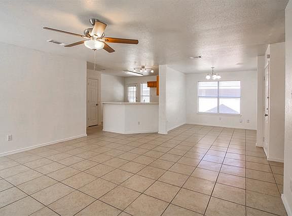 4th image of 9643 Stonewood Dr