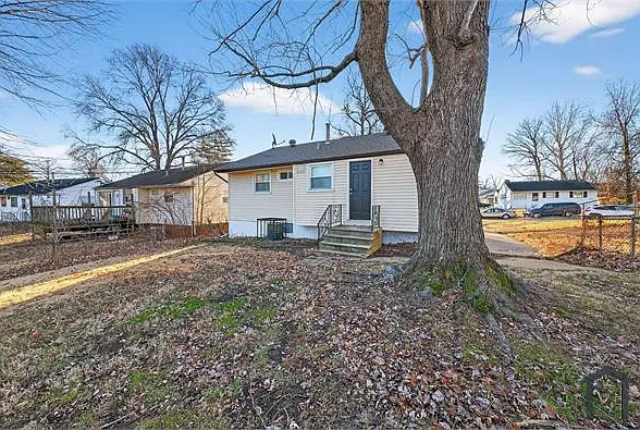 10617 Dunkeld Cir — Photo 27