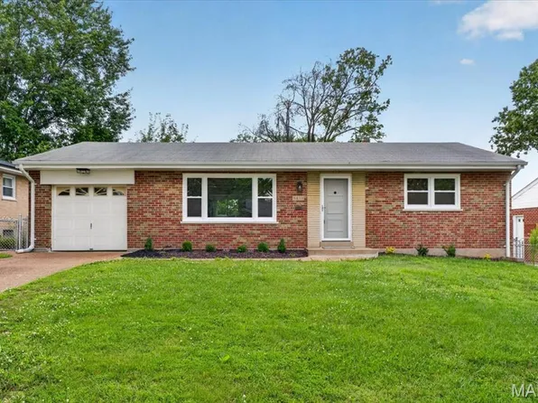 8419 Craighill Dr, Saint Louis, MO 63123