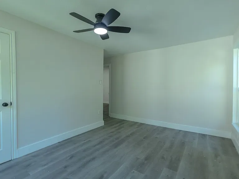 1702 Ethel Ave — Photo 14