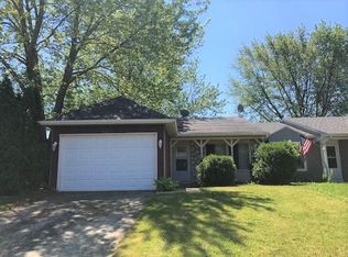 1279 Maroon Dr, Elgin, IL 60120