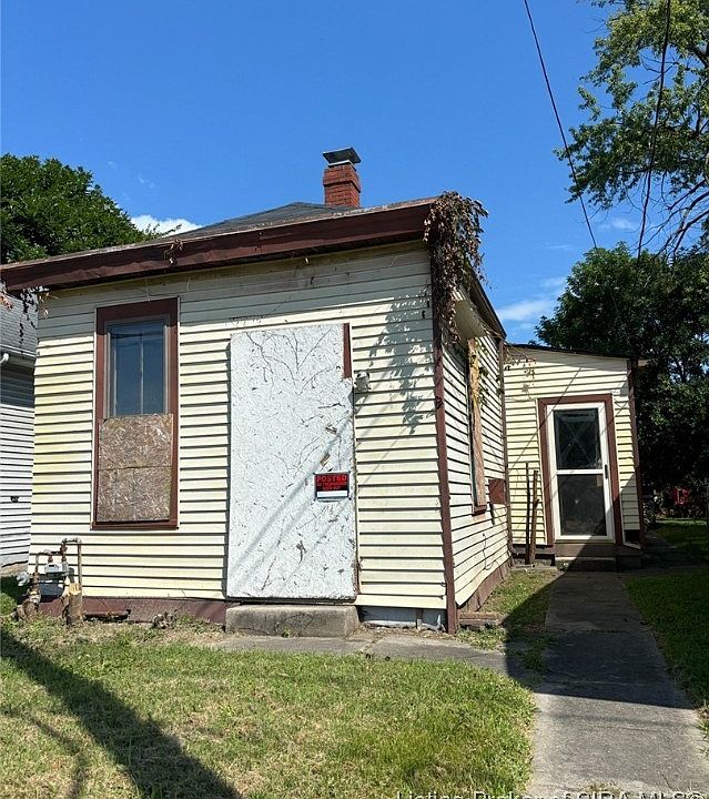 1st image of 1422 Vincennes Street