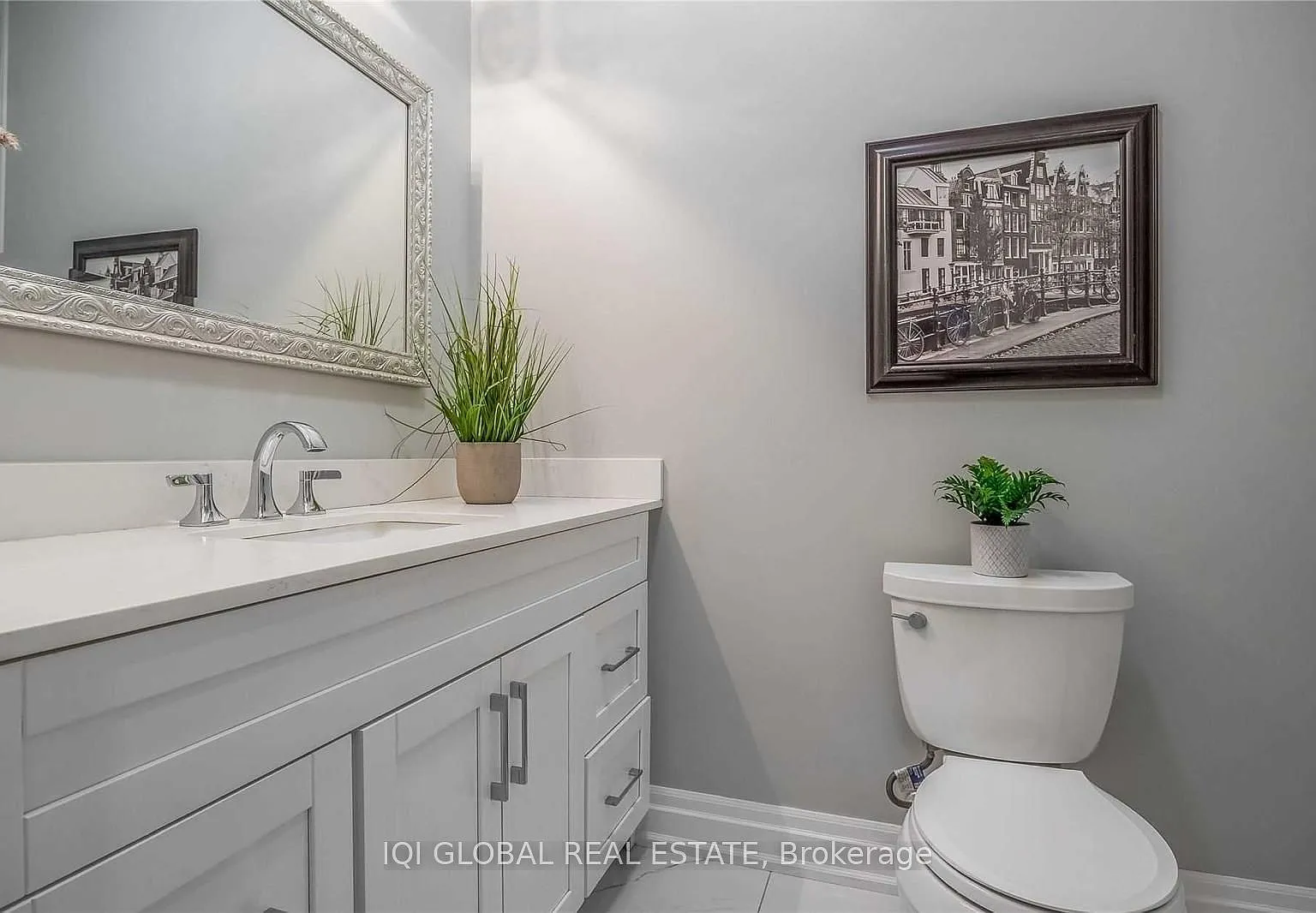 3 bed, $2,400 — Photo 4