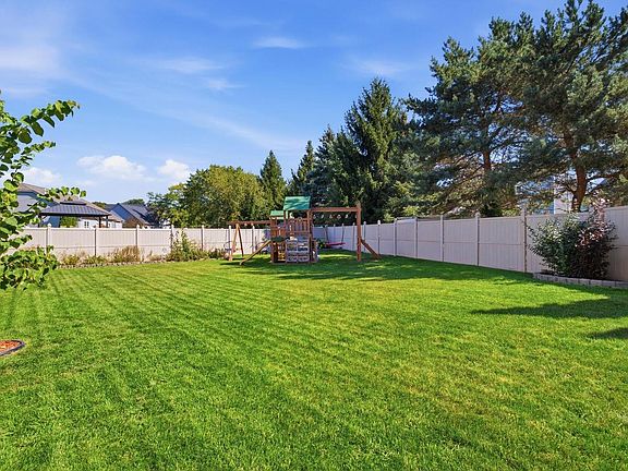 2nd image of 1413 Lee AVENUE