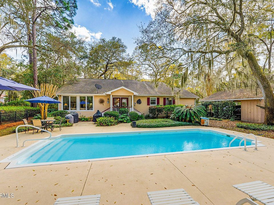 1st image of 9 Spring Knob Cir