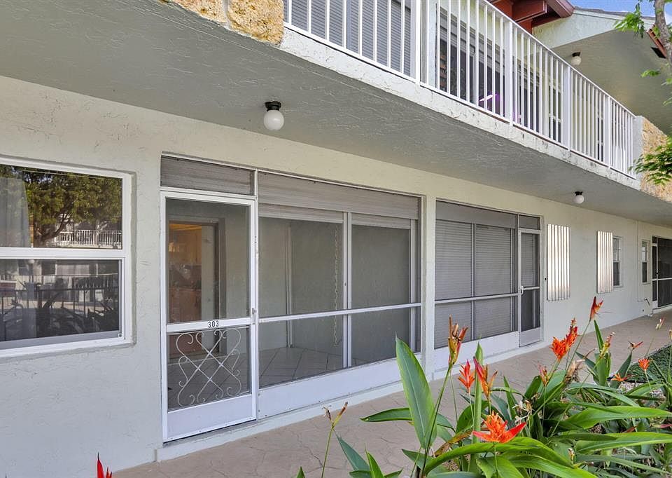 1st image of 860 SE 6th Avenue #303