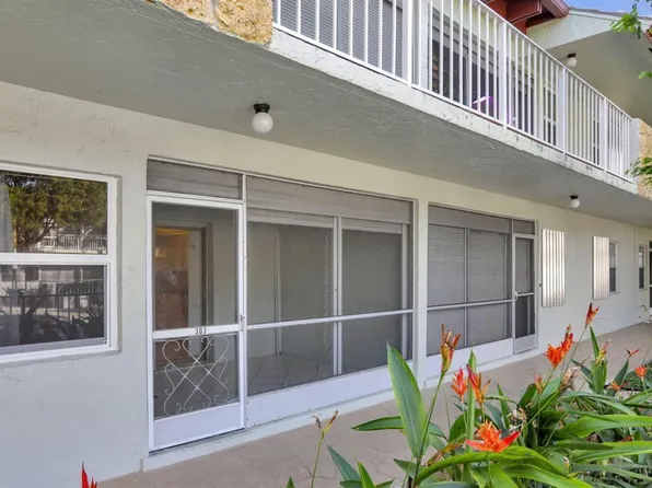 860 SE 6th Avenue #303, Deerfield Beach, FL 33441