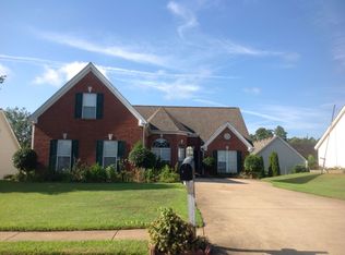 411 Waldwick Ct, Lawrenceville, GA 30045