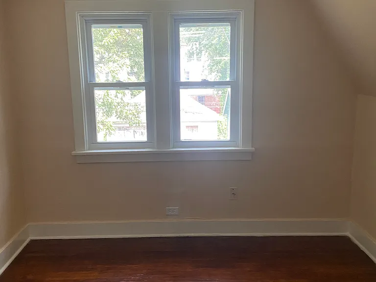78 Lasalle Ave #2 — Photo 4
