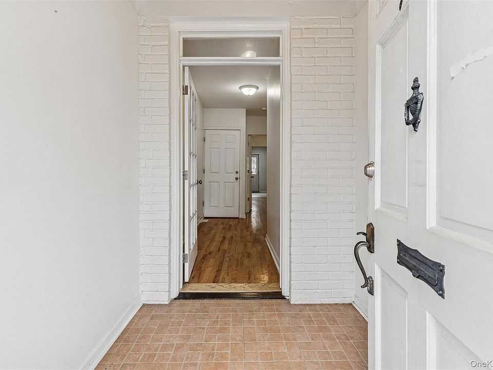 9125 90th Street, Woodhaven, NY 11421 | Zillow