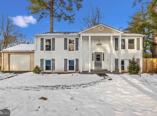 6709 Heatherford Ct, Rockville, MD 20855