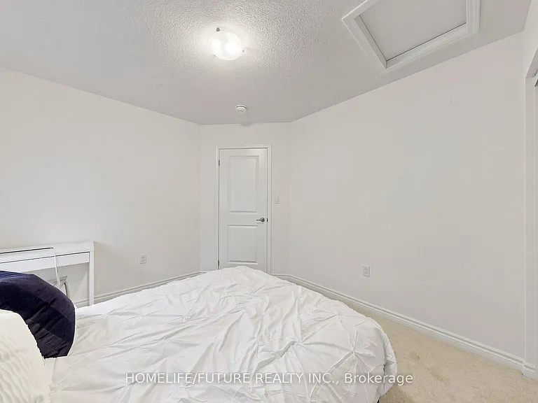1406 Swallowtail Ln — Photo 36