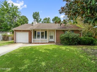 207 Spruce Ct, Jacksonville, NC 28546