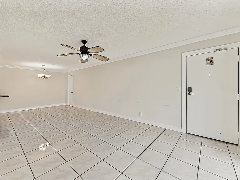 6447 Bay Club Dr #1 — Photo 5