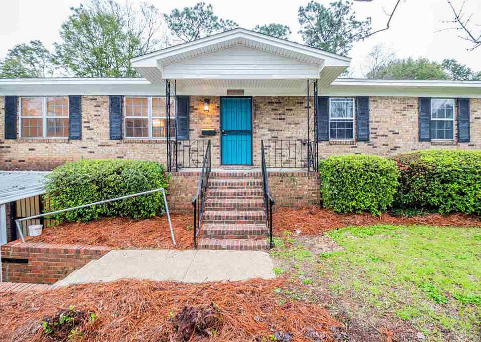 1st image of 4544 Marseille Dr