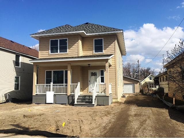 1st image of 2523 Washington St NE